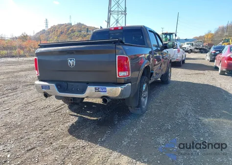 2018 Ram 1500 Laramie 4X4 5'7 Box z USA, uszkodzony, nr VIN 1C6RR7NT9JS104153